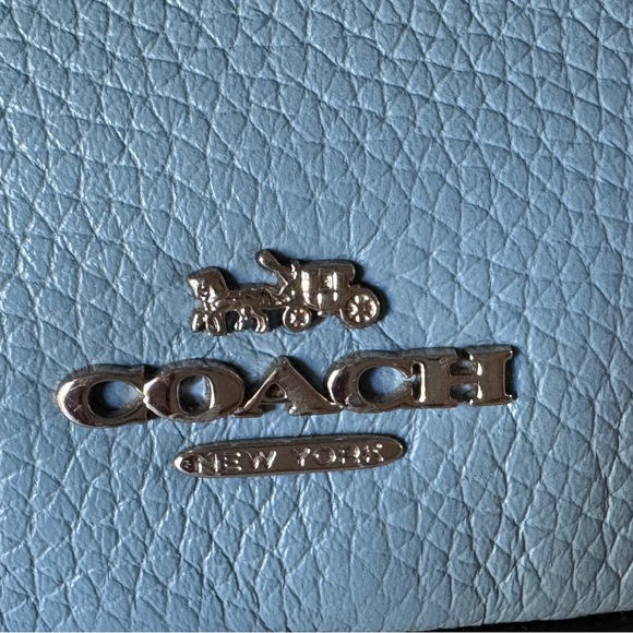Authentic Coach Women's Silver/ Slate Peppled Leather Belt Bag. - Picture 2 of 11